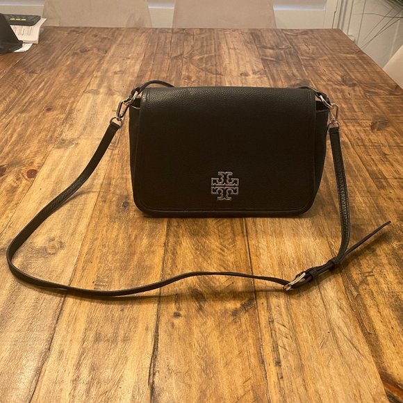 Tory Burch Handbags - Tory Burch Britten pebbled Leather Crossbody in color Black